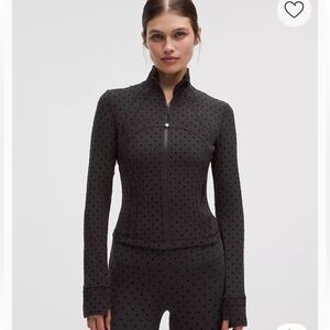 NWT Lululemon Define Cropped Jacket Nulu
Flocked Black Polka Flock